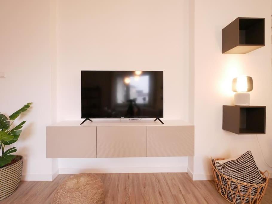75 M2, Zentral, Gemuetlich, Eigener Parkplatz Daire Osnabrück Dış mekan fotoğraf